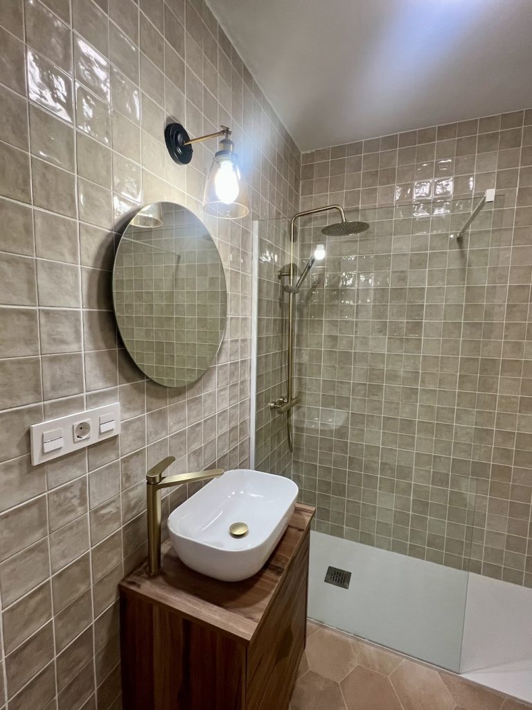 Baño habitación Parda de Montaña casa rural Escuelas de Prado Alegre